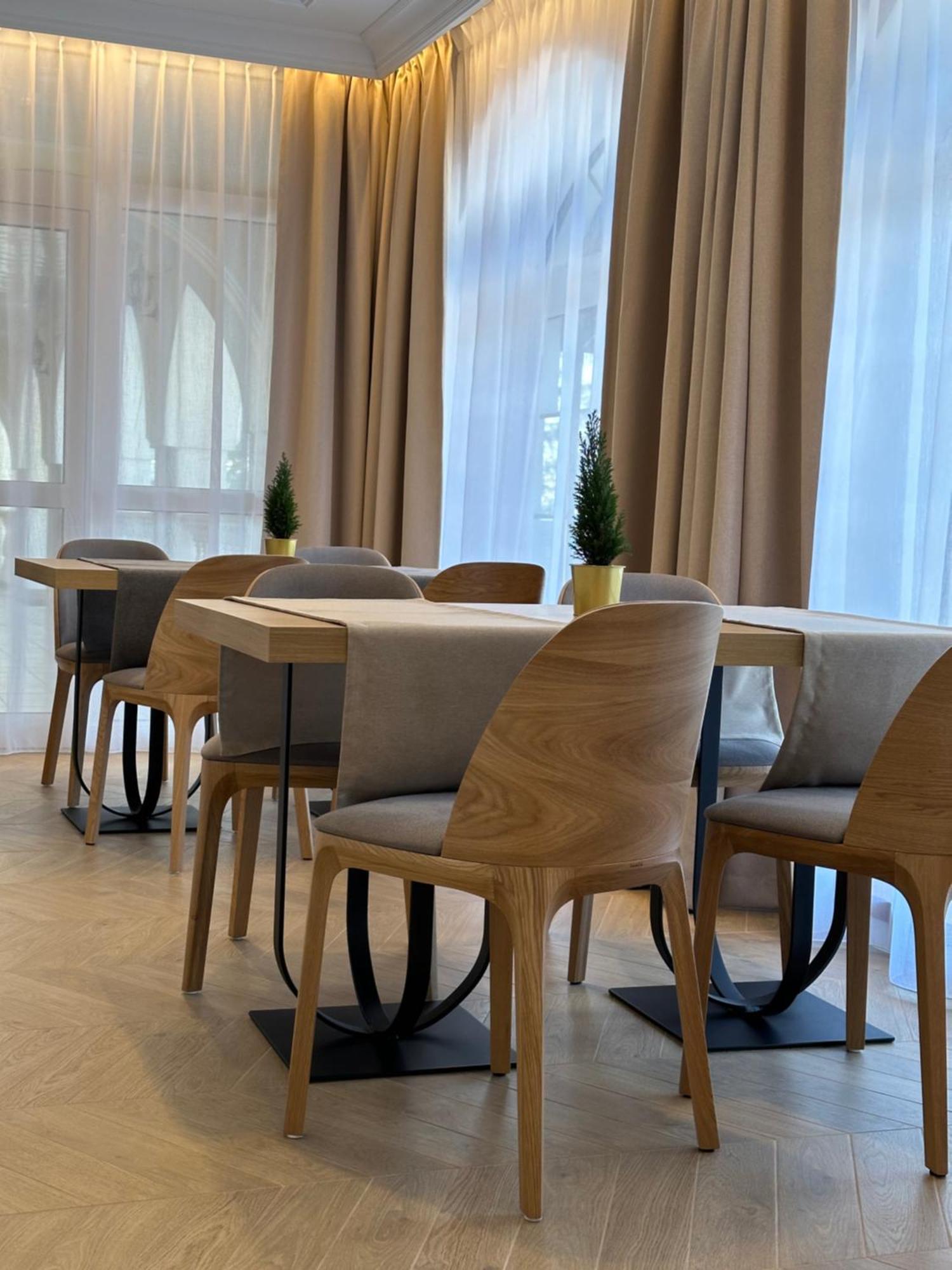Hotel Antoni Tomaszów Lubelski エクステリア 写真