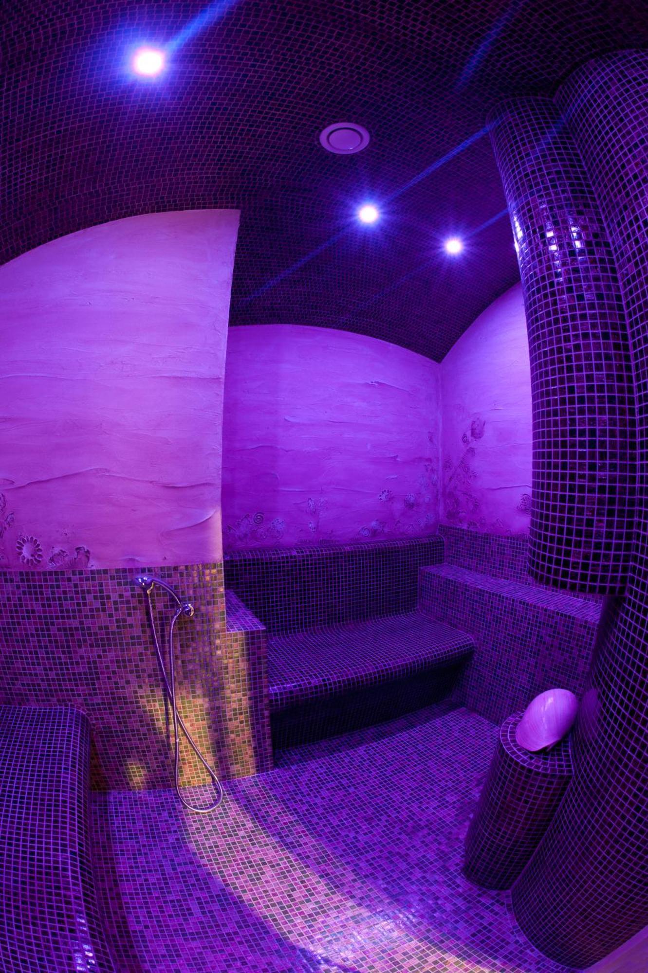 Hotel Antoni Tomaszów Lubelski エクステリア 写真