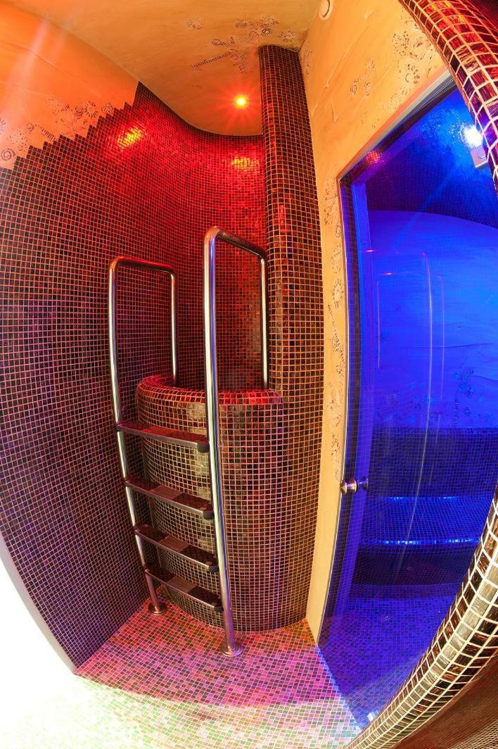 Hotel Antoni Tomaszów Lubelski エクステリア 写真